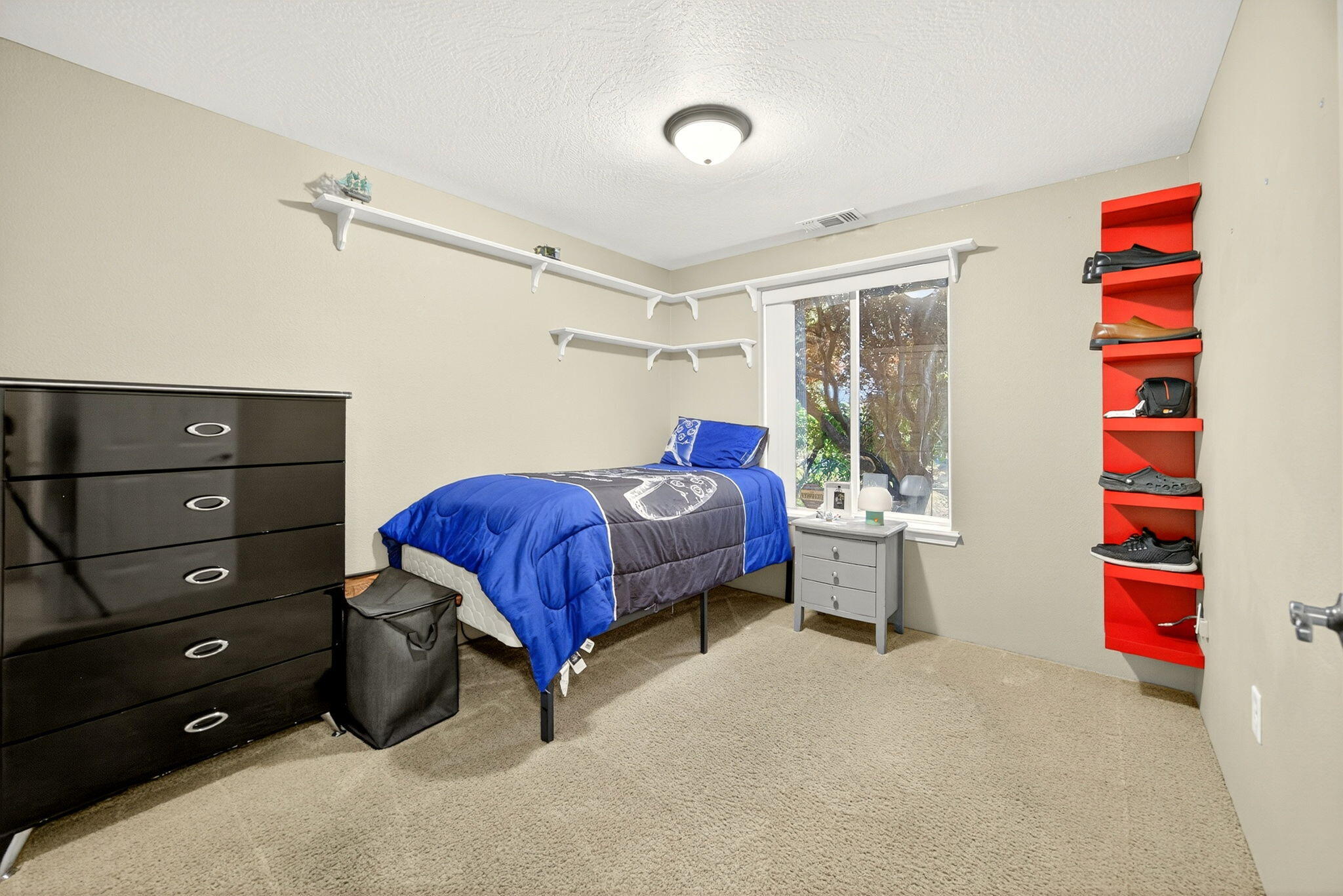 407 Canyon Way