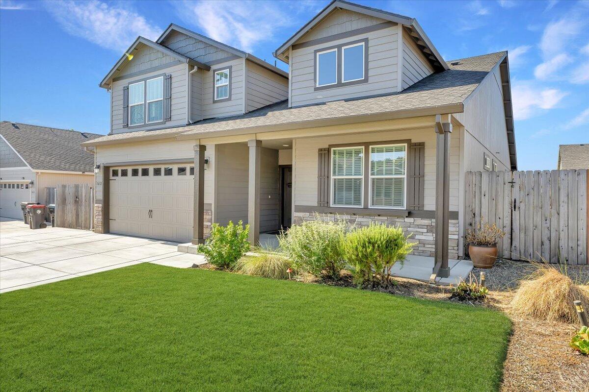 1632 Pearl Eye Lane