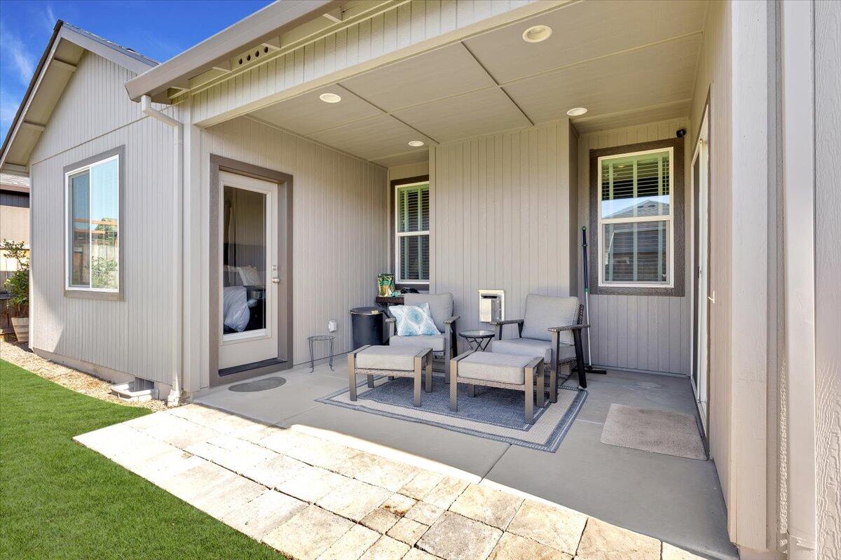 1632 Pearl Eye Lane