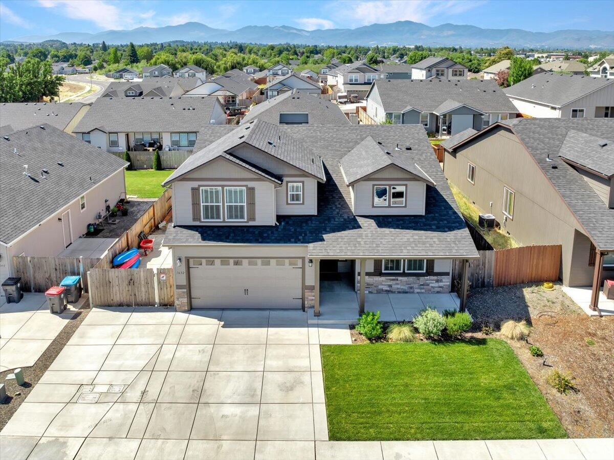 1632 Pearl Eye Lane