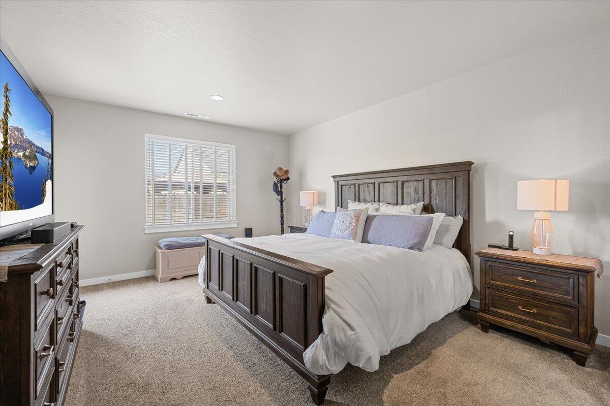 1632 Pearl Eye Lane