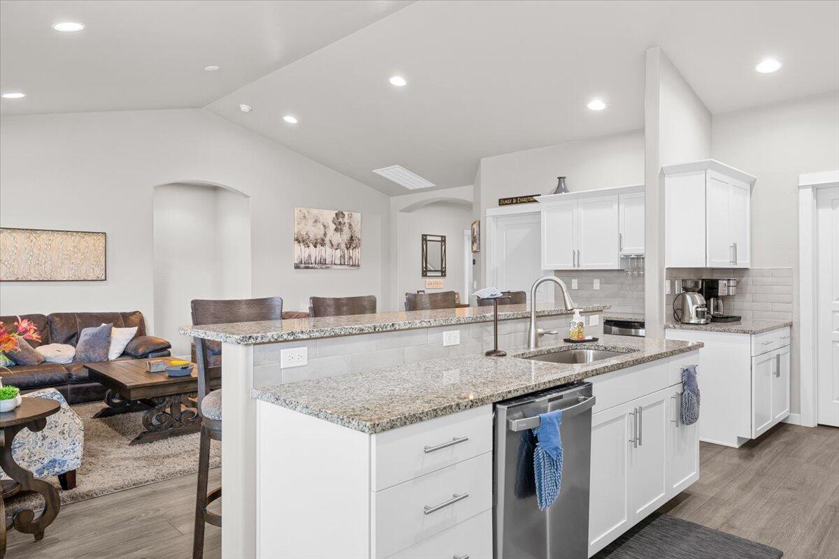 1632 Pearl Eye Lane
