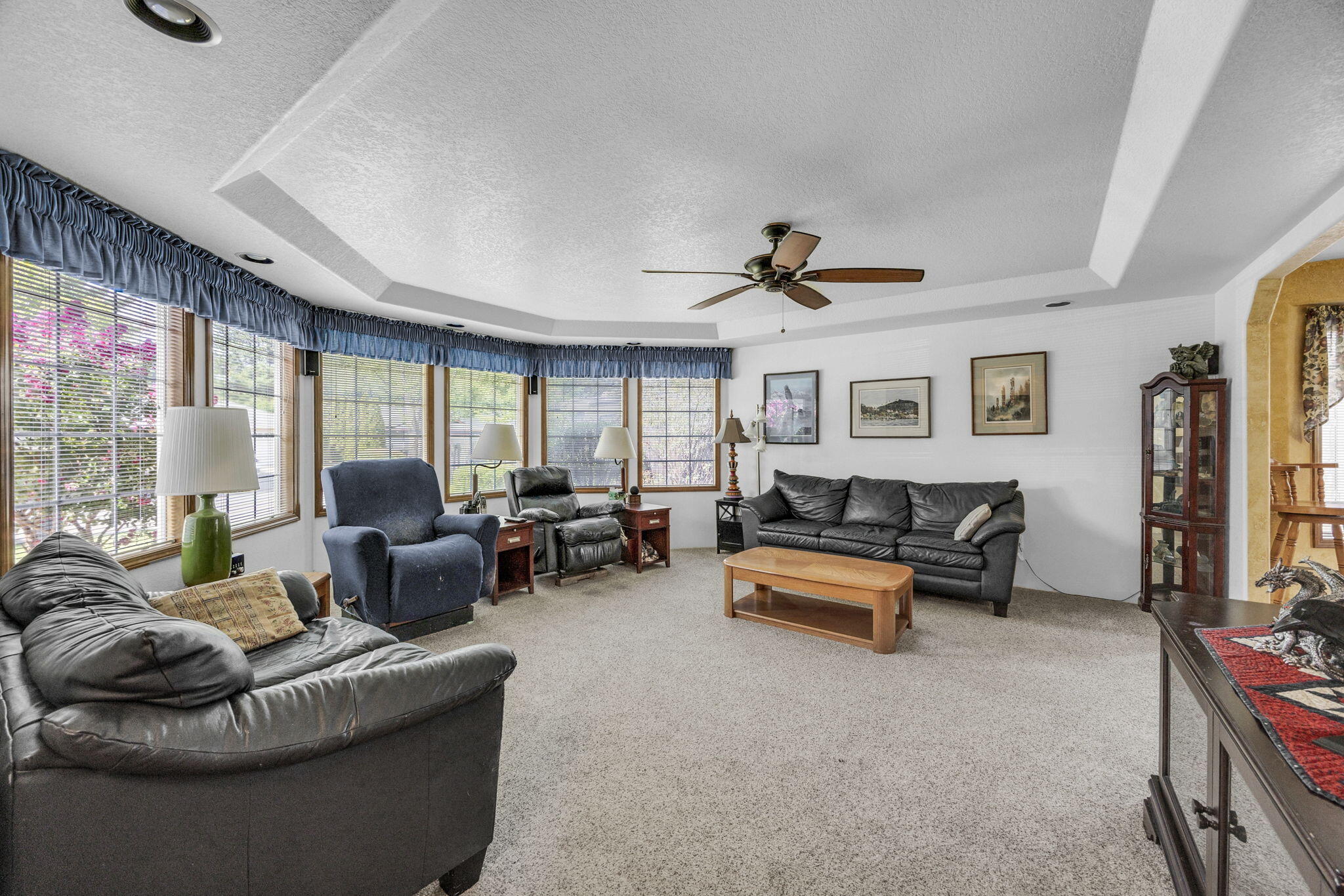 2575 Roberts Road