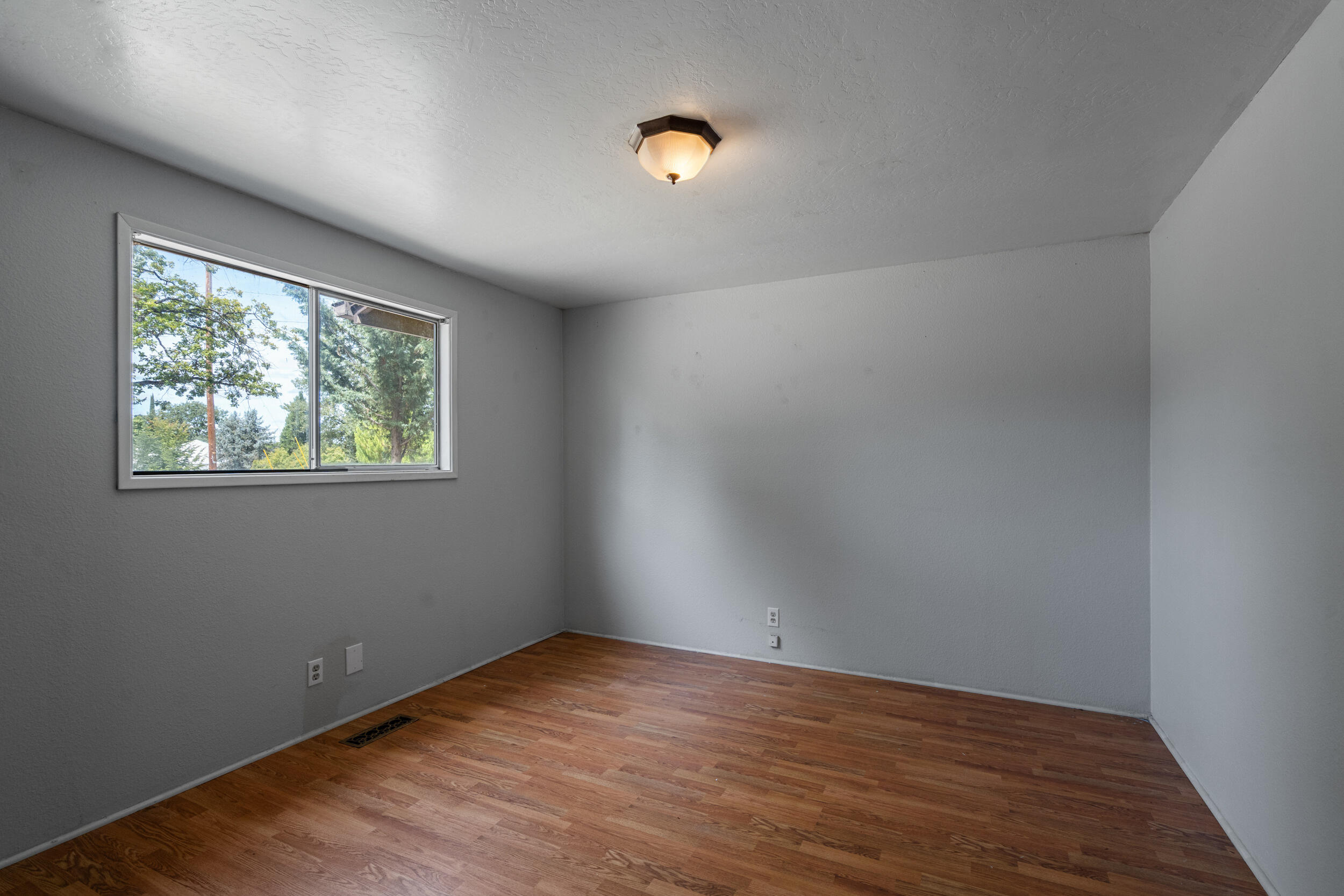 312 N Barneburg Road