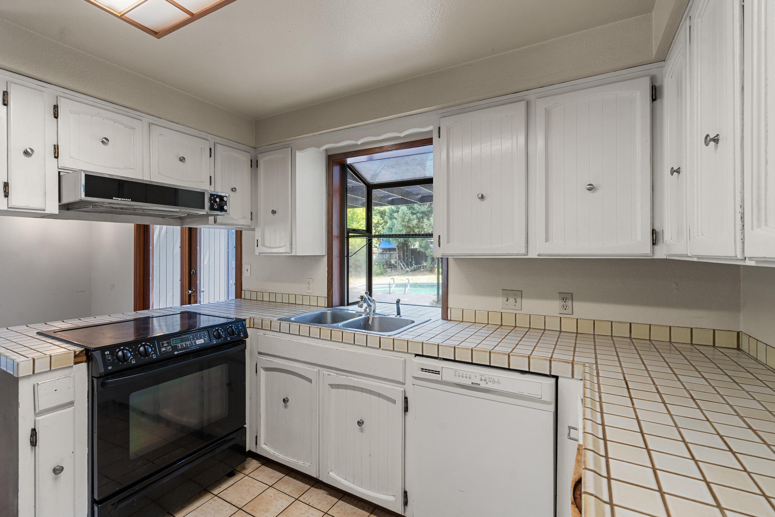 312 N Barneburg Road