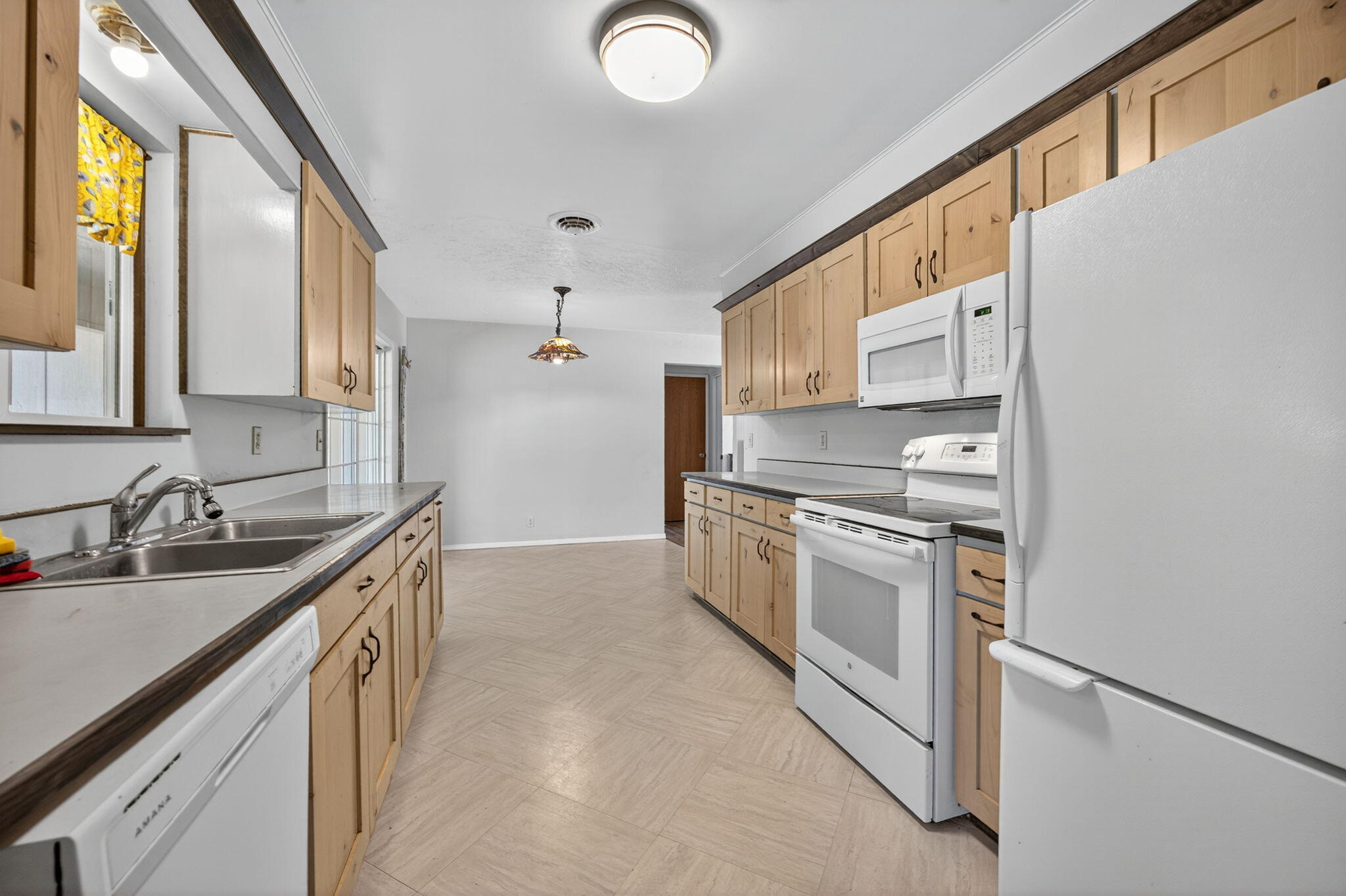 609 Carrington Avenue
