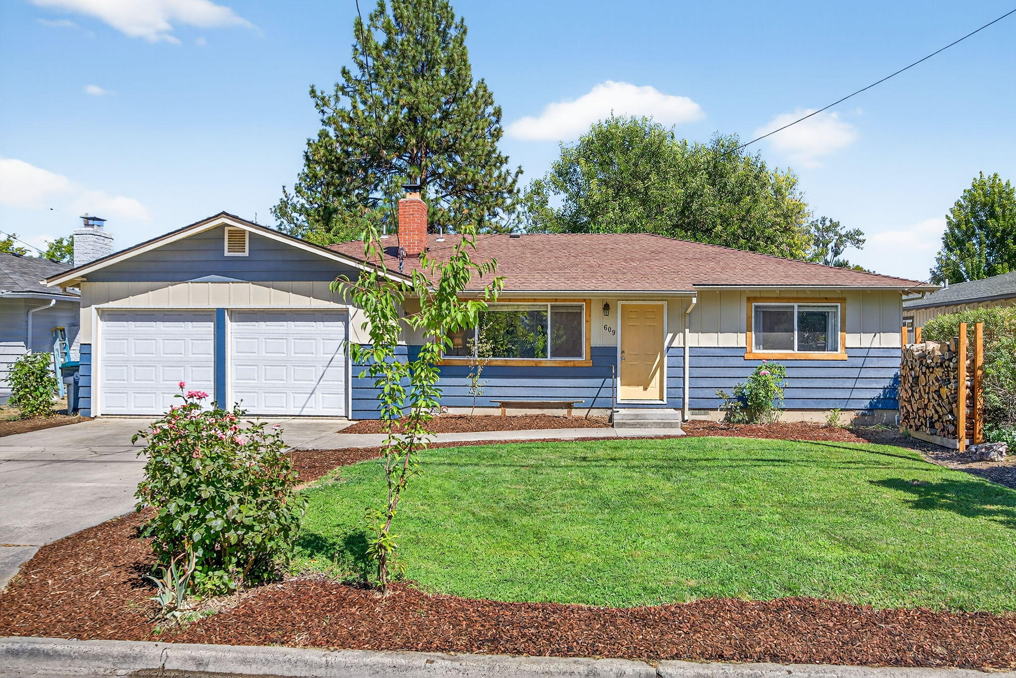 609 Carrington Avenue