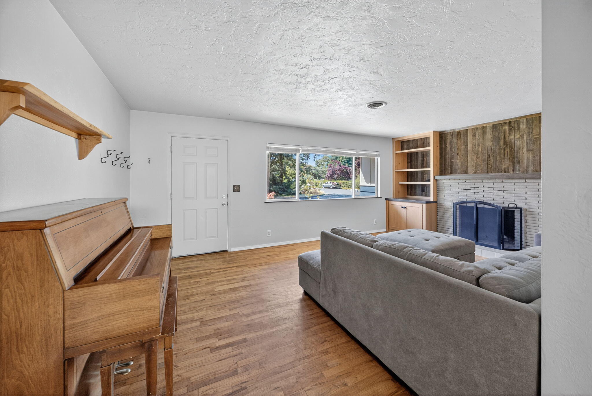 609 Carrington Avenue
