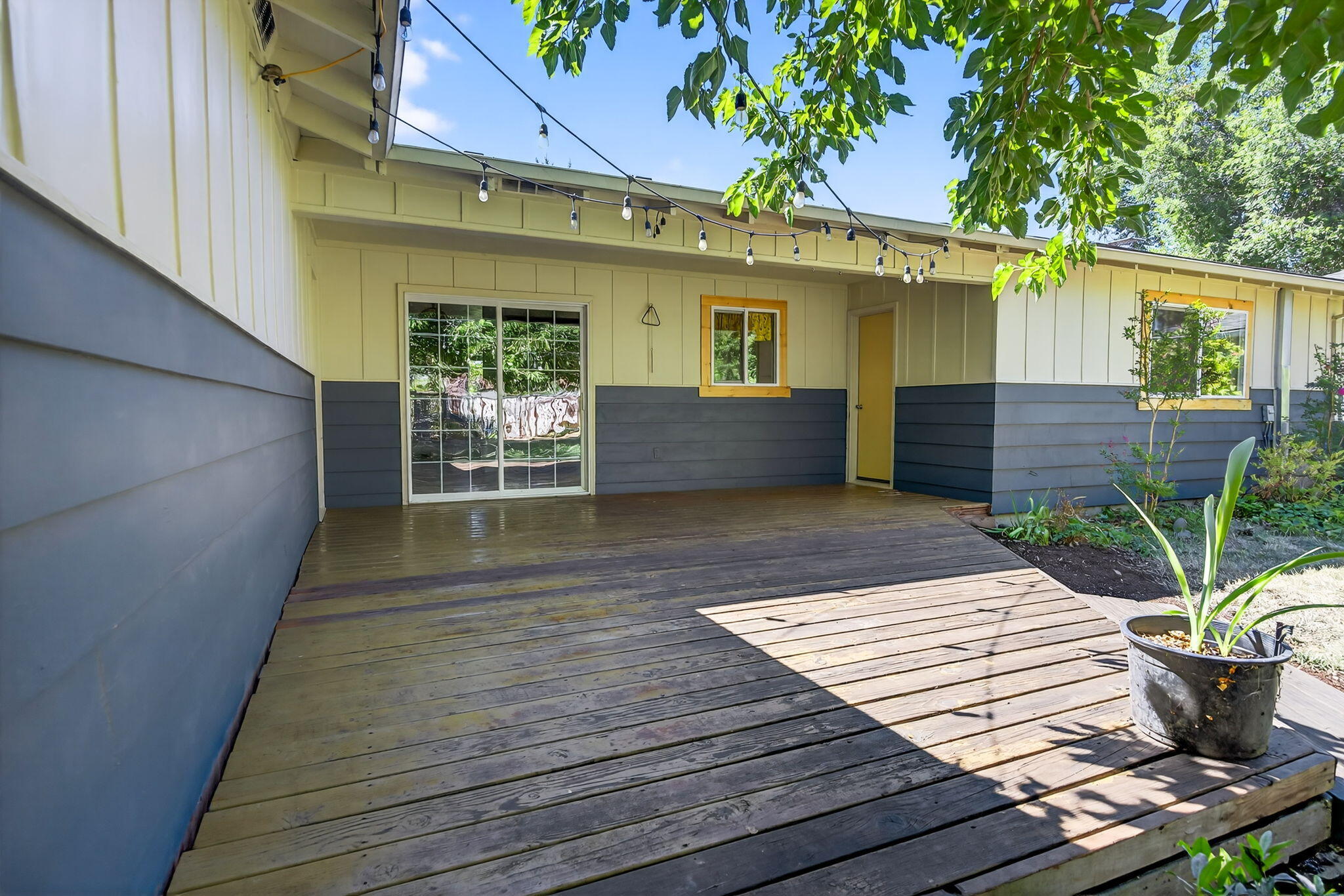 609 Carrington Avenue