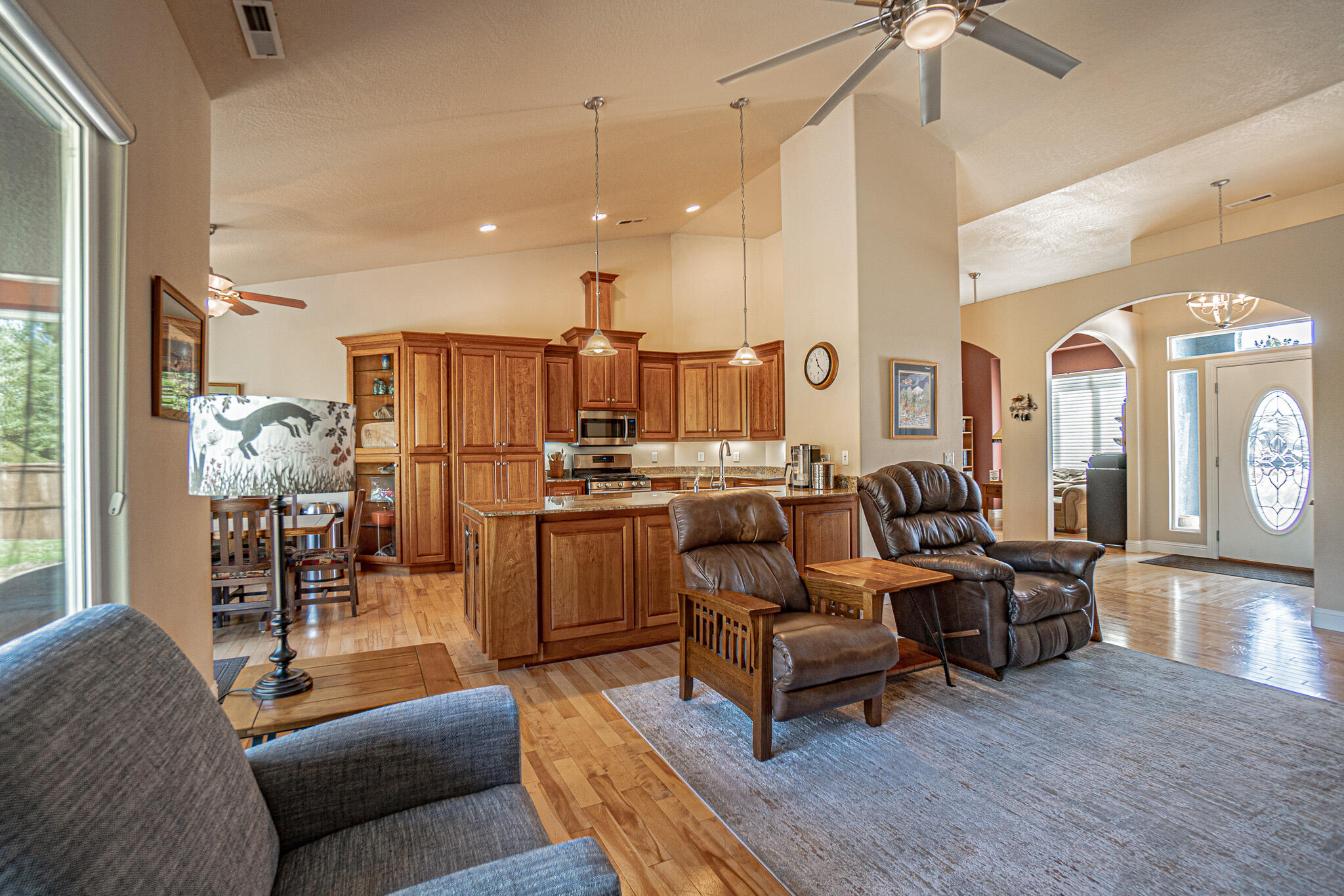 203 Bellerive Drive