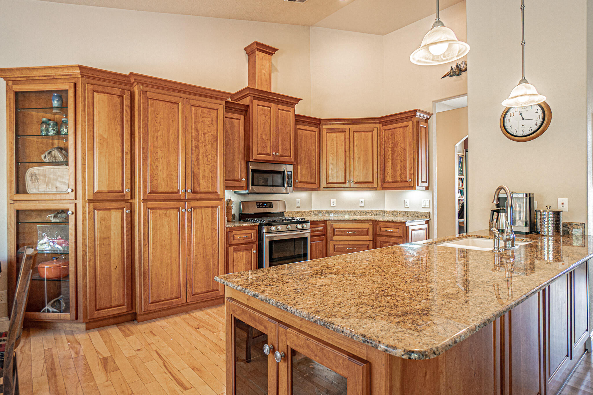 203 Bellerive Drive