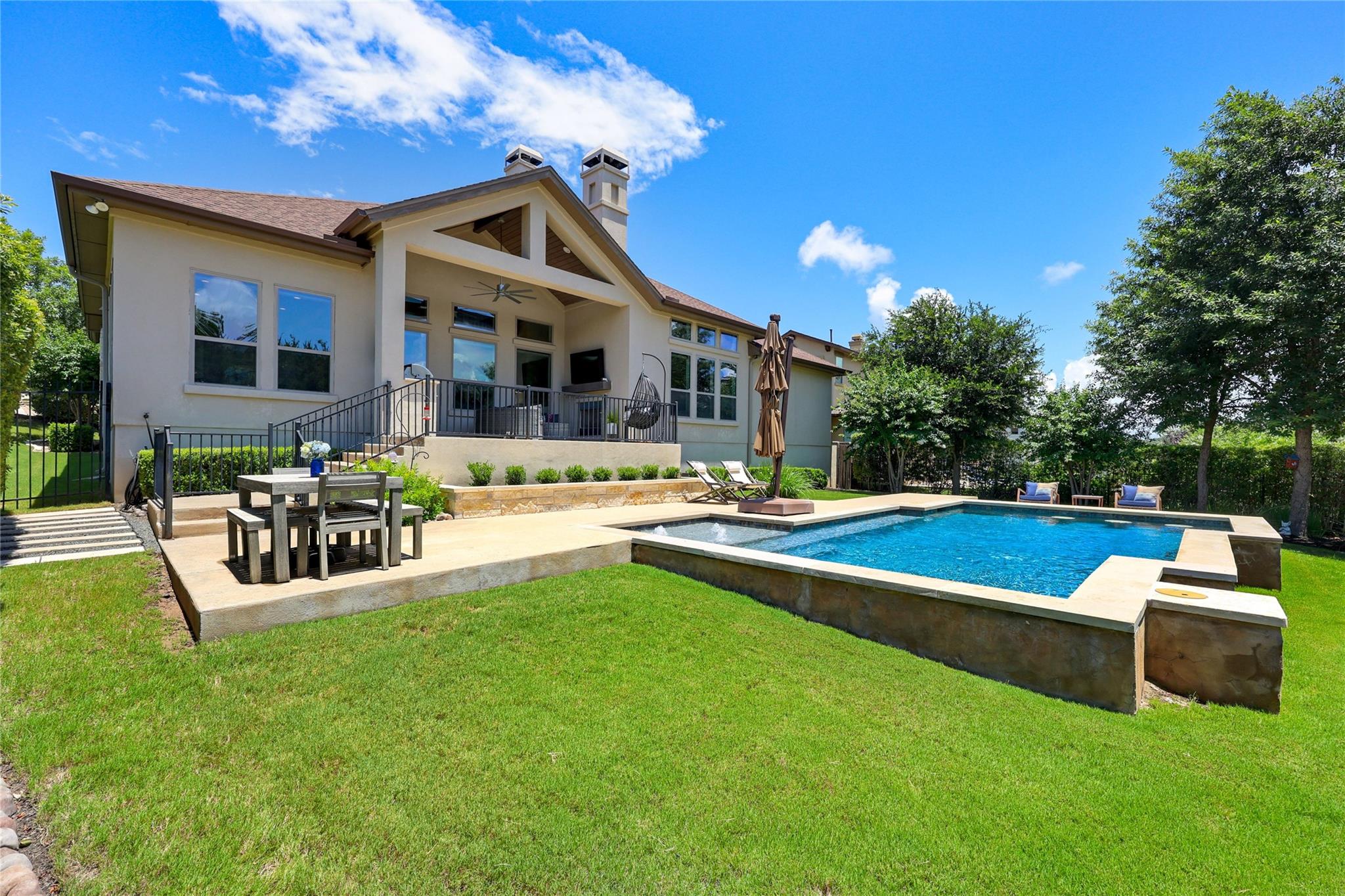 802 Crestone Stream DR