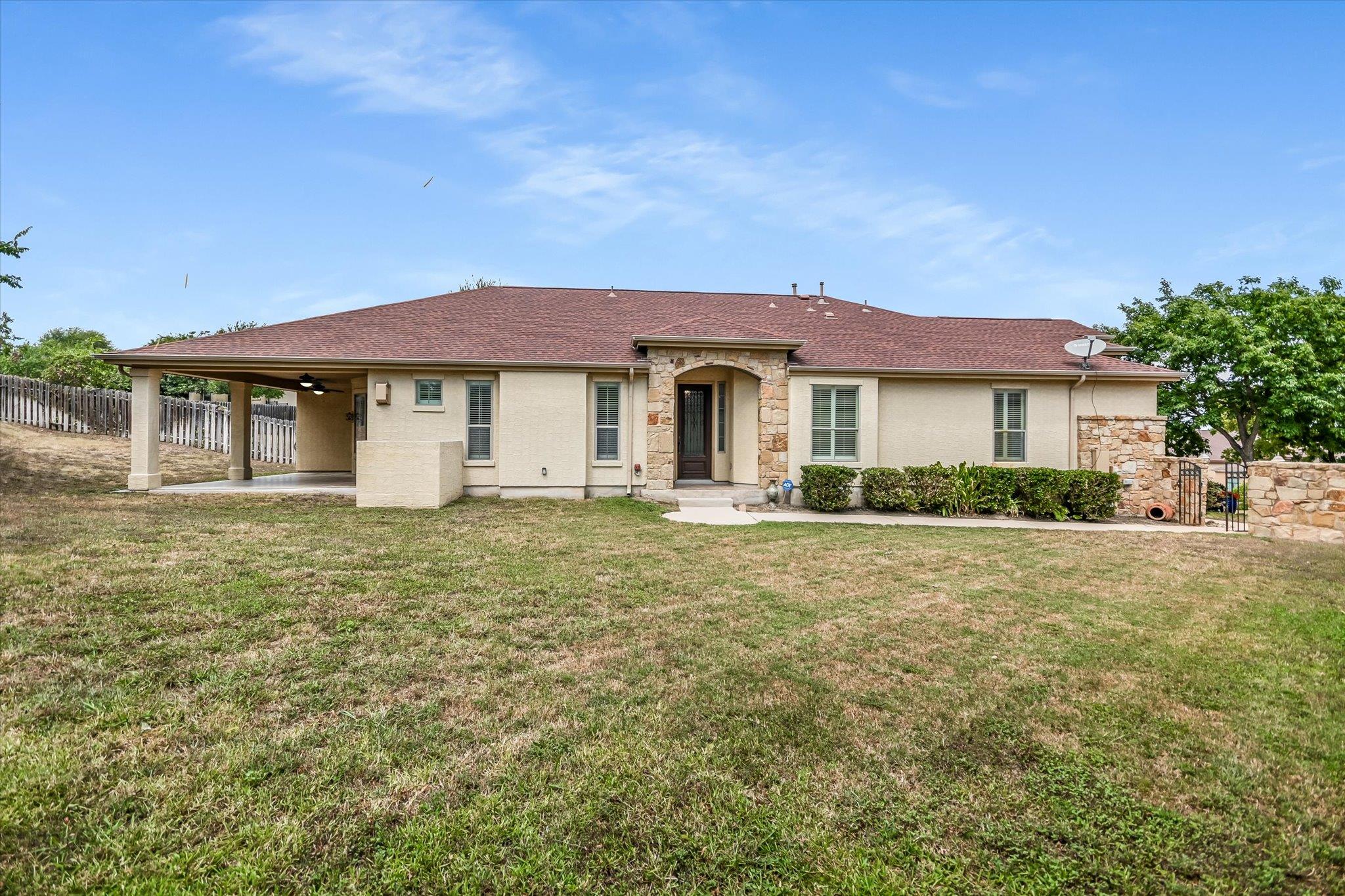 210 Rivulet LN