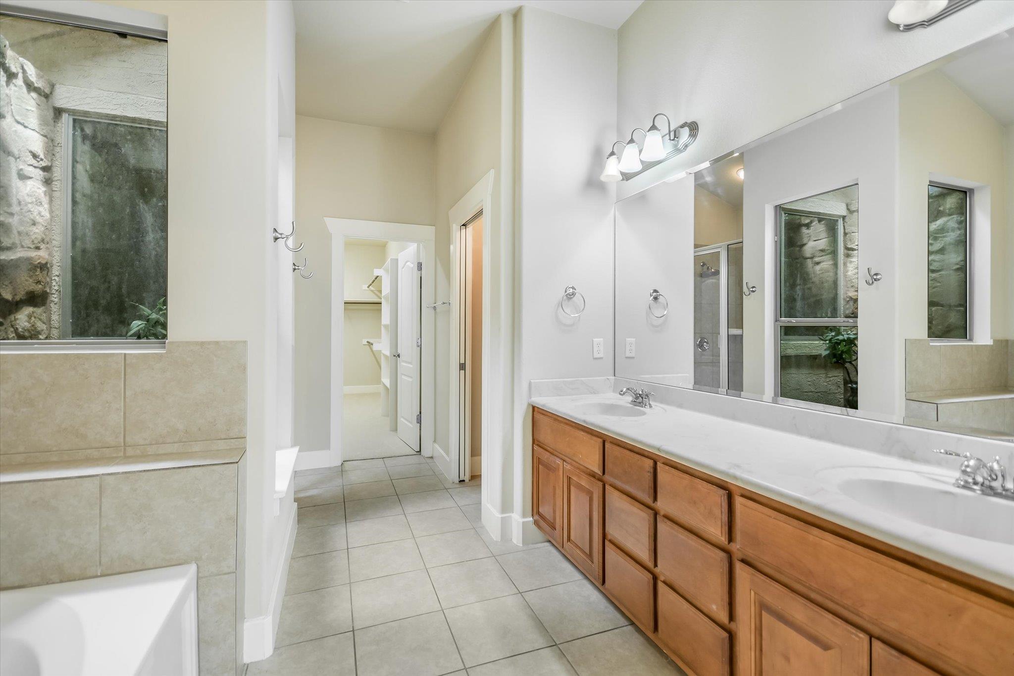 210 Rivulet LN
