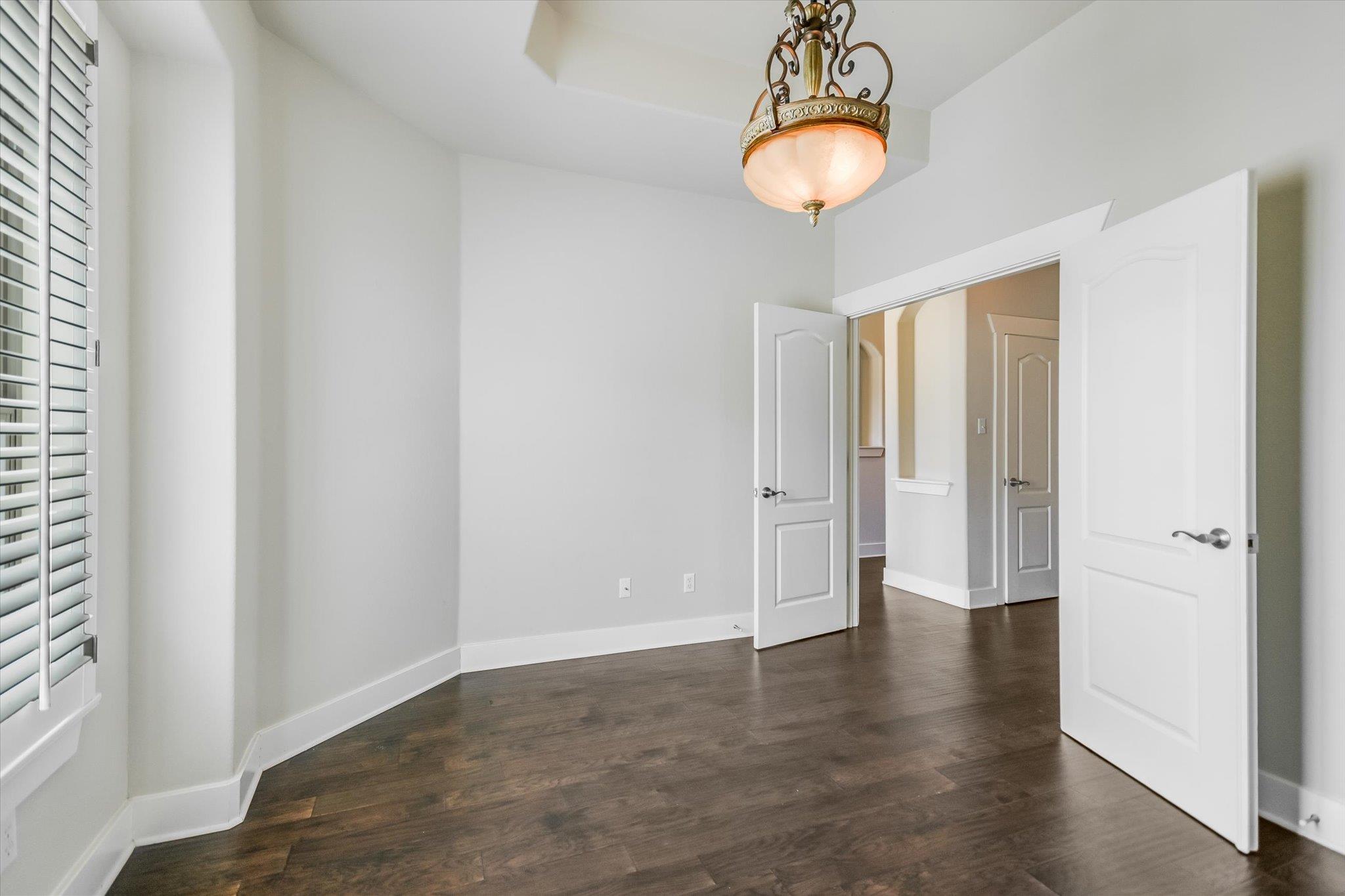 210 Rivulet LN
