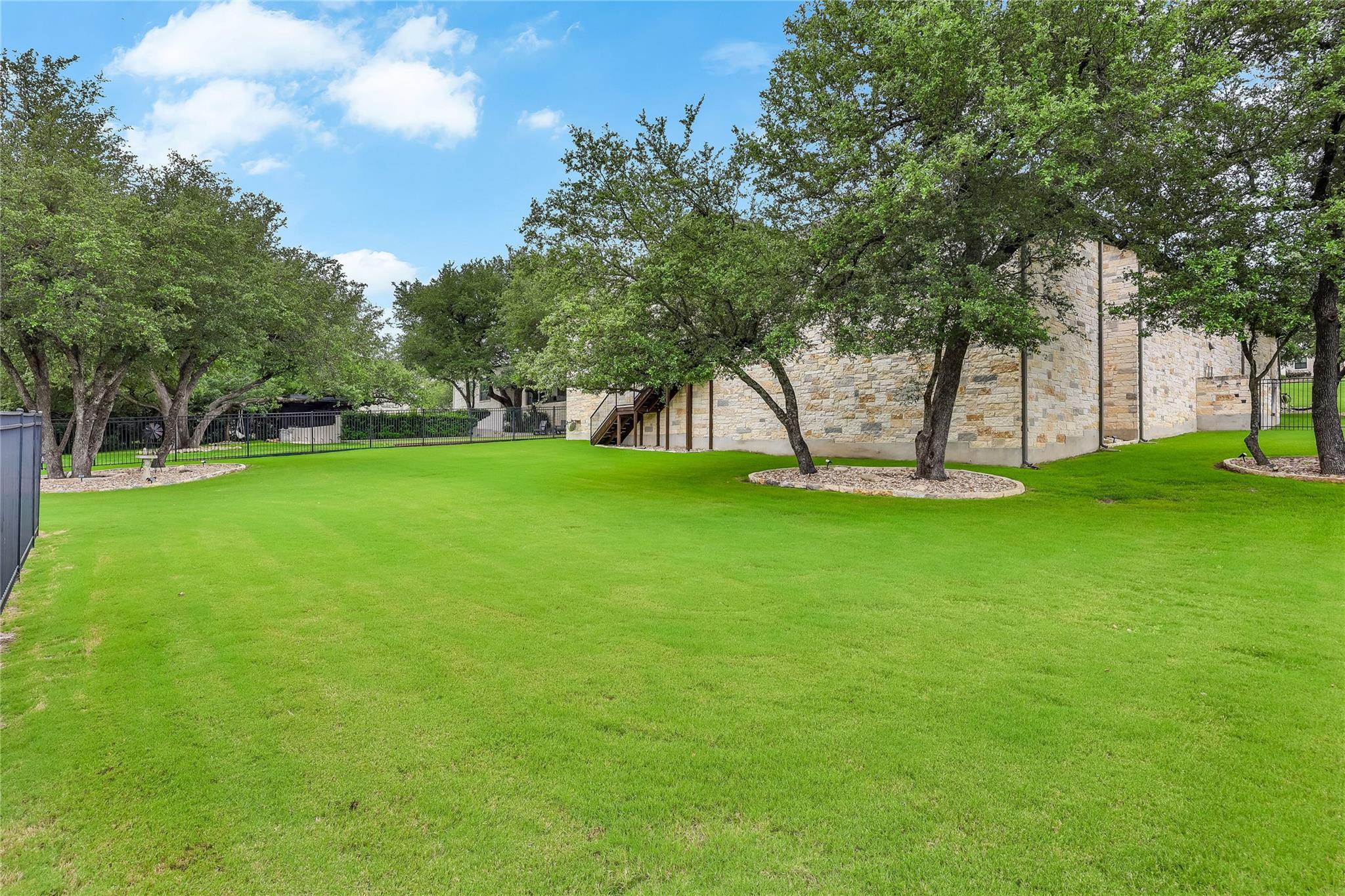 328 Ringtail Stream DR