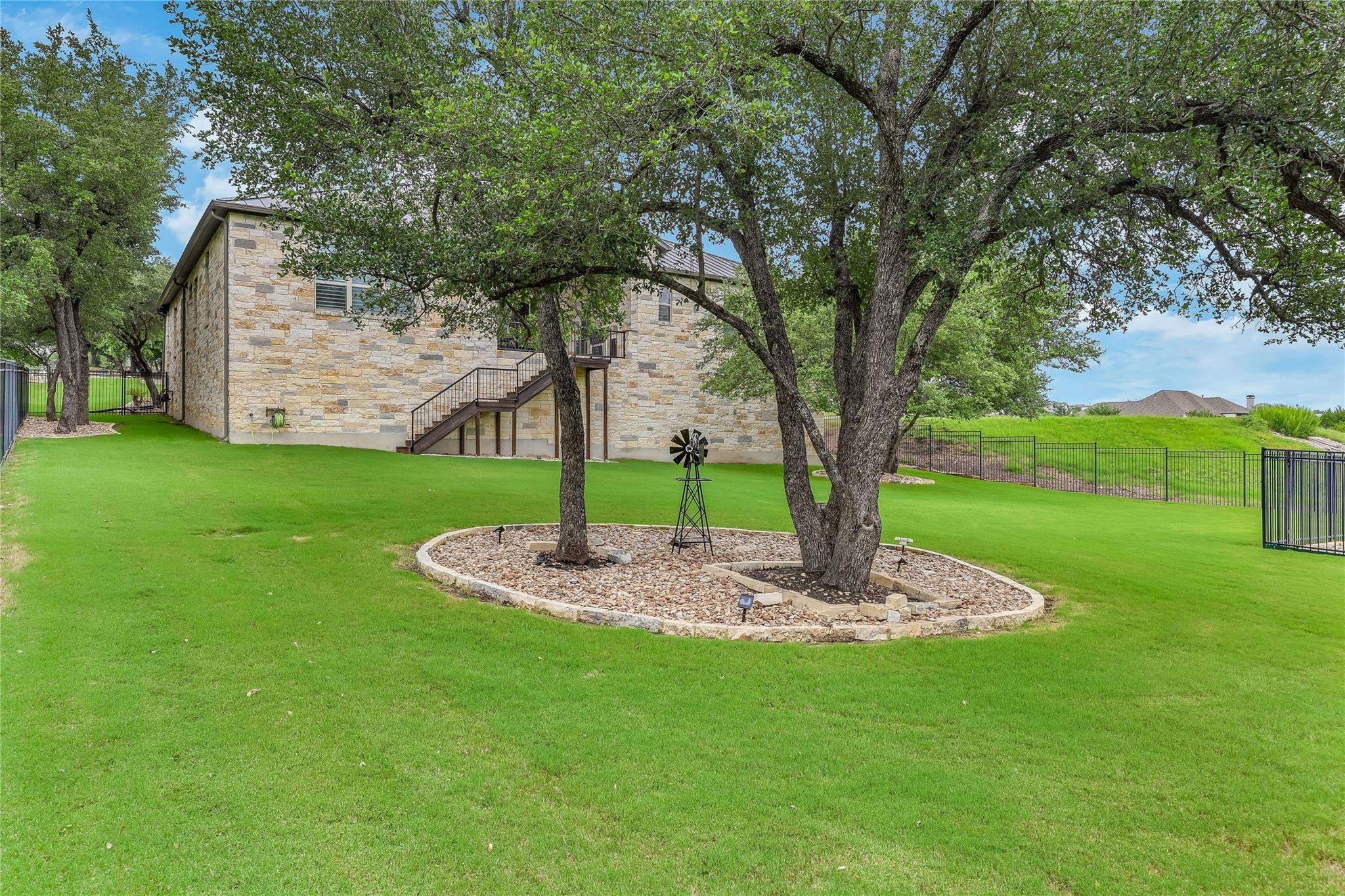 328 Ringtail Stream DR