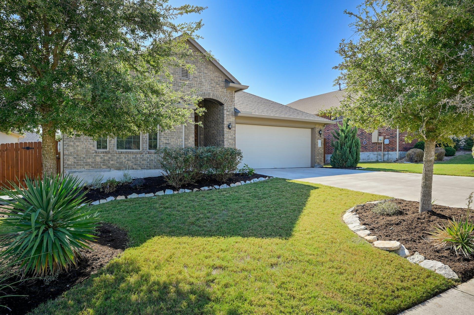 5805 Buchanan Draw RD