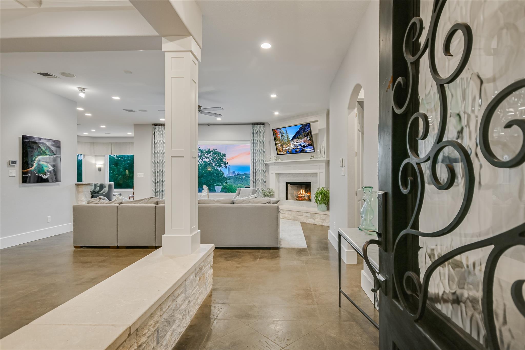 2701 Bartons Bluff LN, Austin