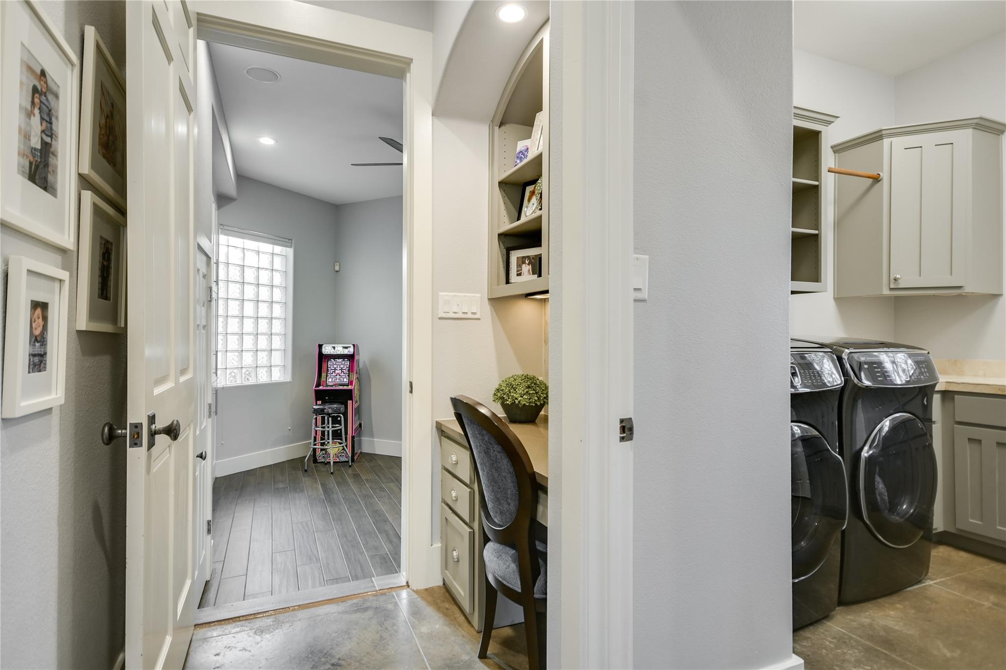 2701 Bartons Bluff LN, Austin