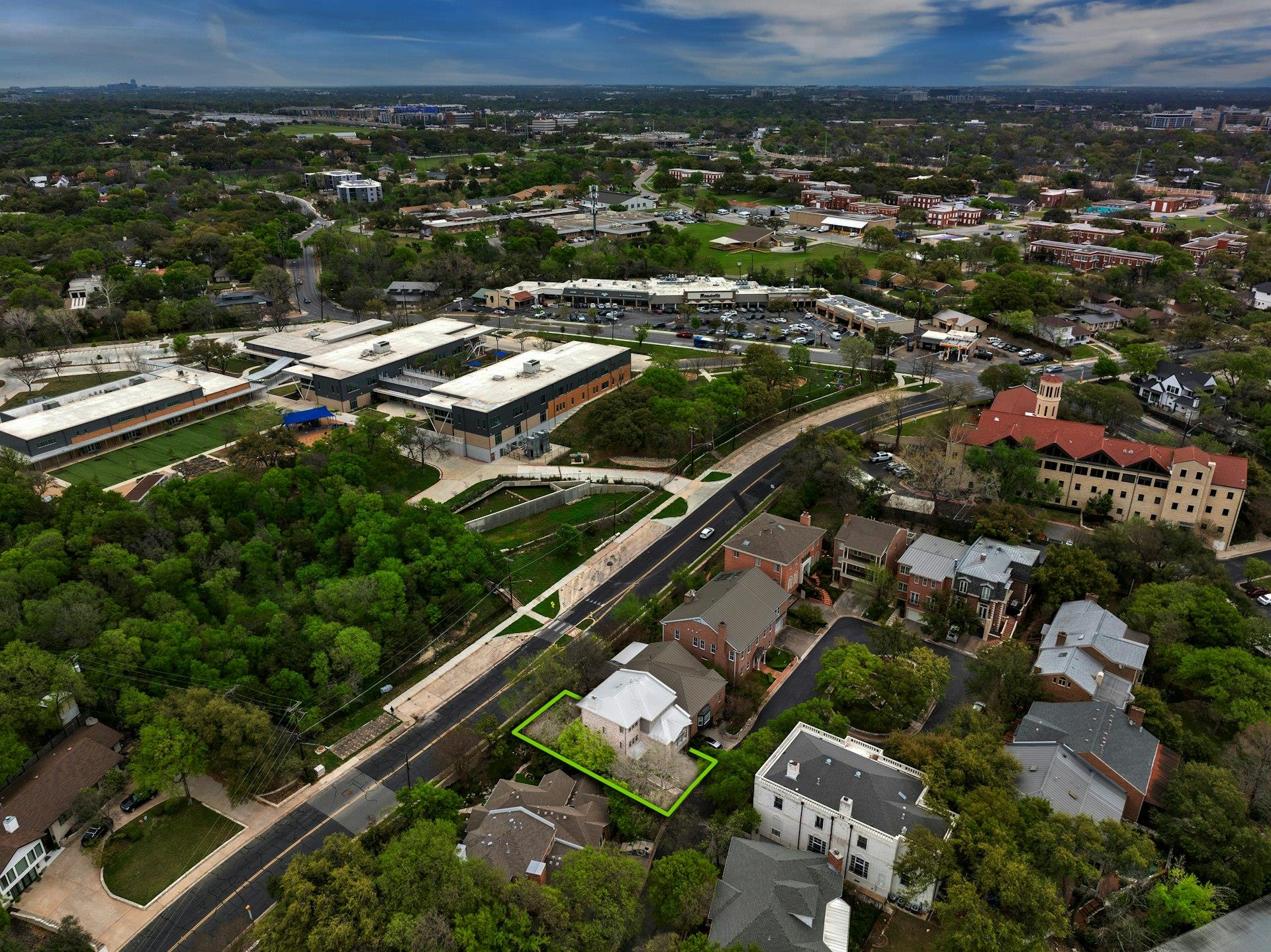 2712 Hillview Green LN