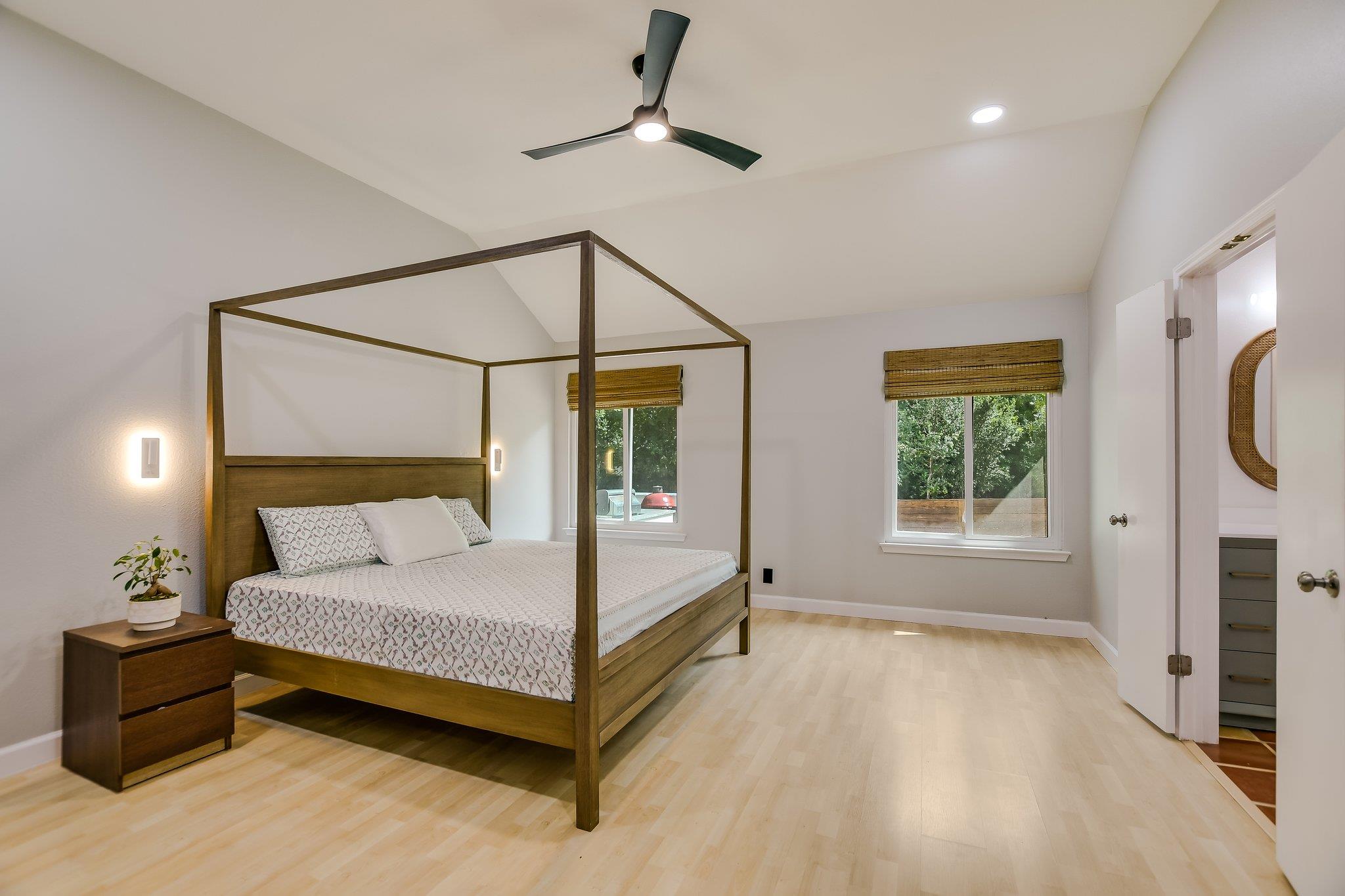 10916 Sierra Oaks