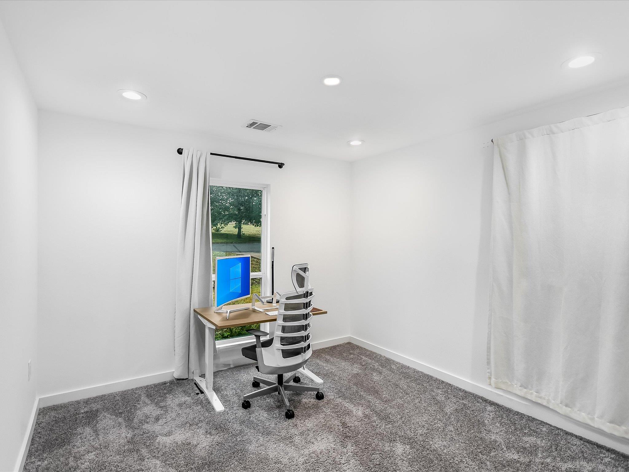 3500 Santa Monica DR