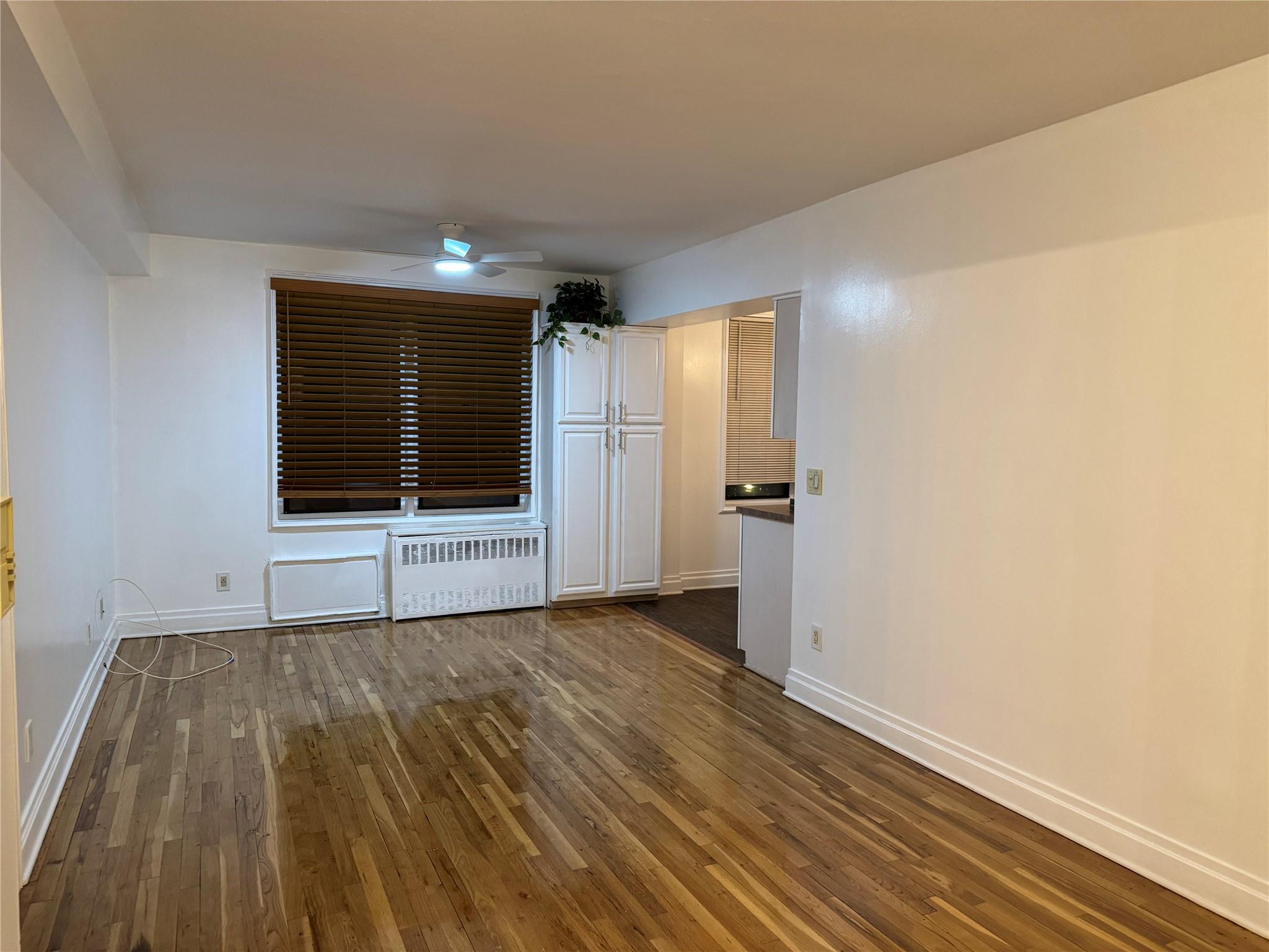 1725 Edison Avenue Unit: 2D