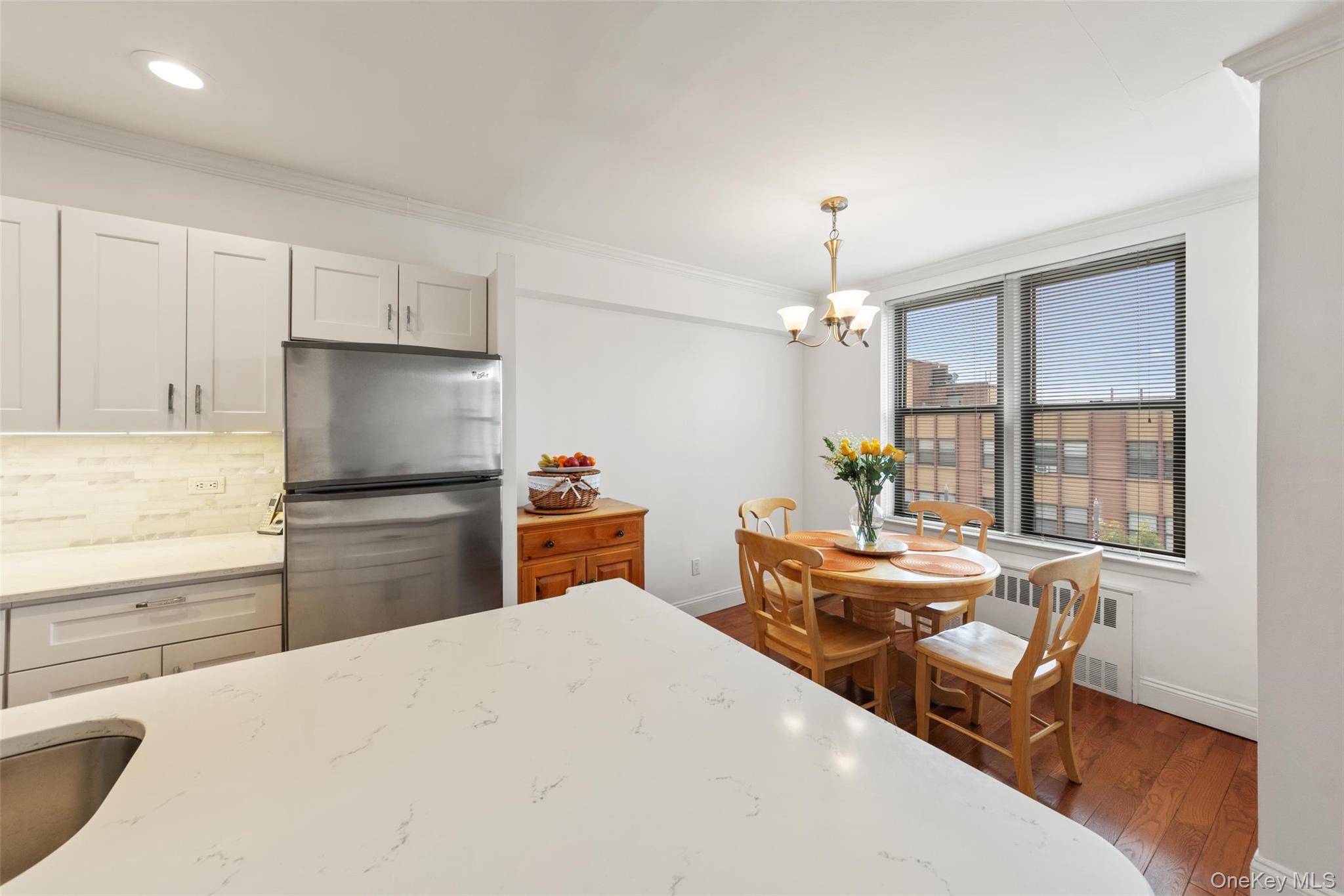 1874 Pelham Parkway South Unit: 6M