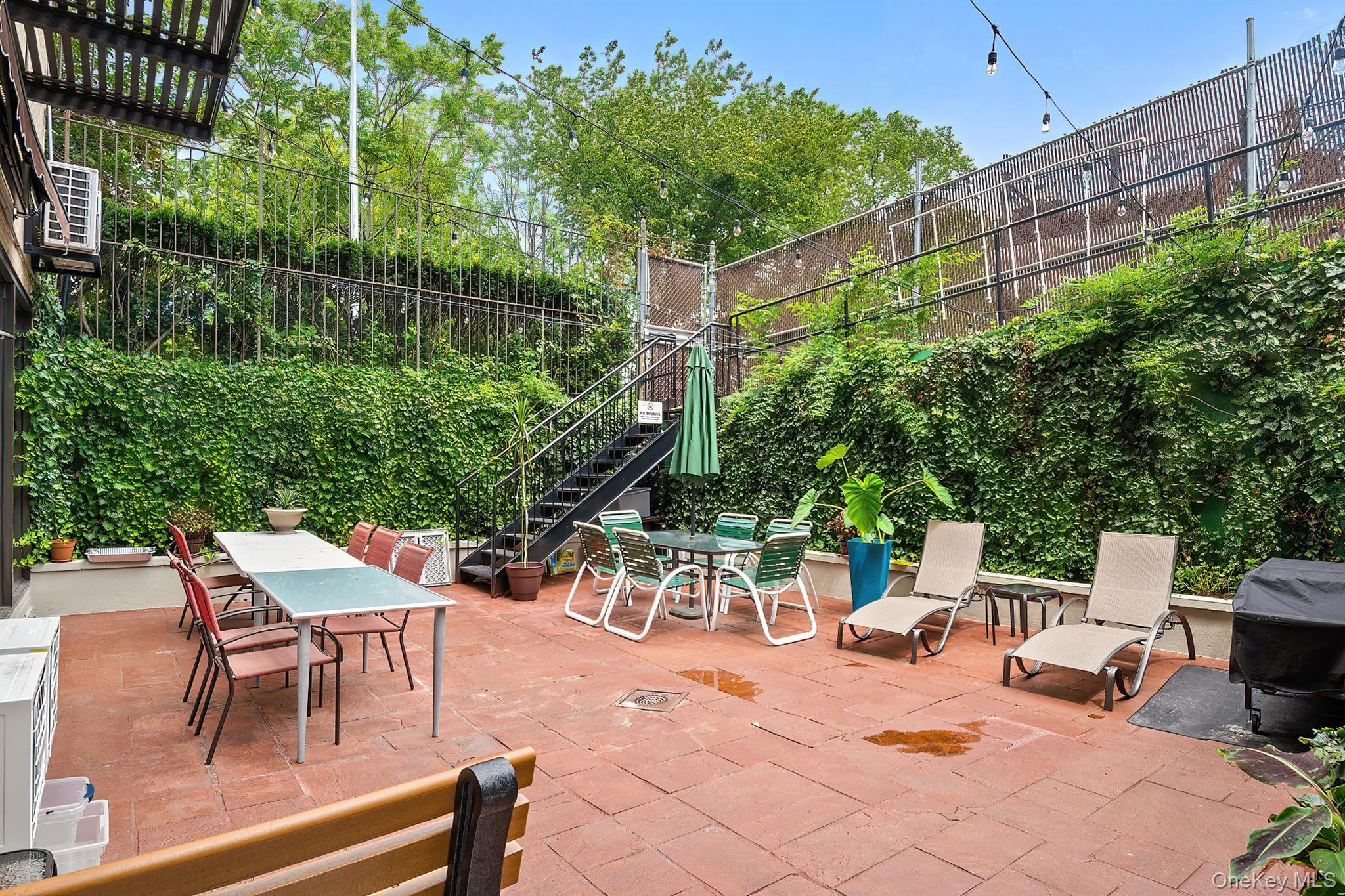 1874 Pelham Parkway South Unit: 6M