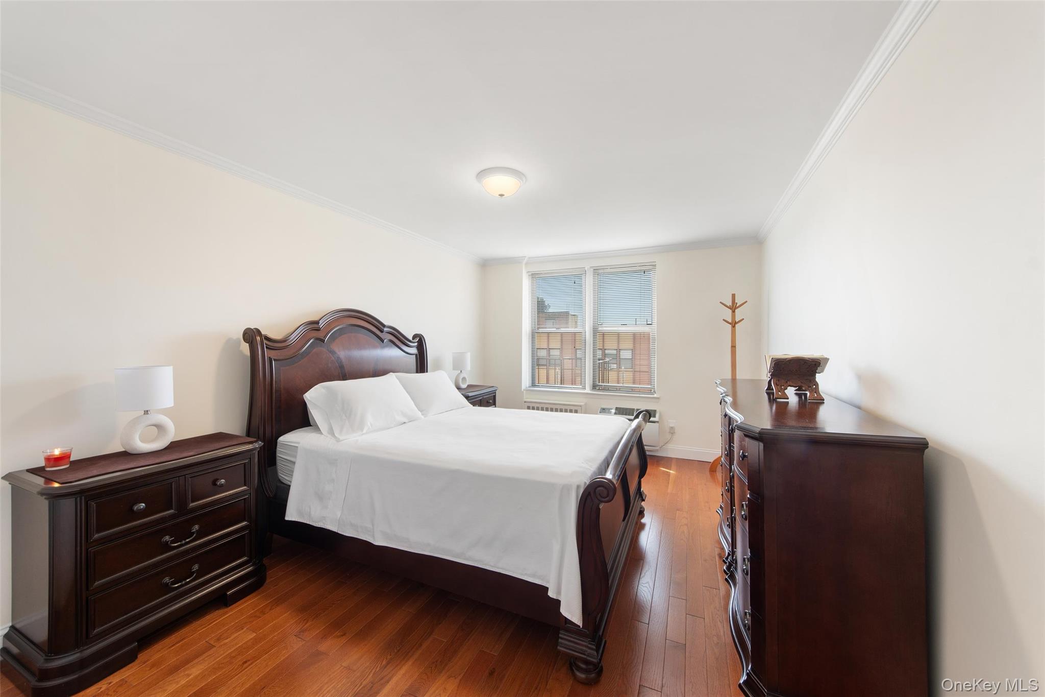 1874 Pelham Parkway South Unit: 6M