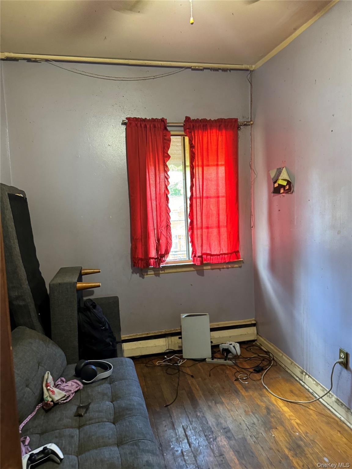 728 Bartholdi Street