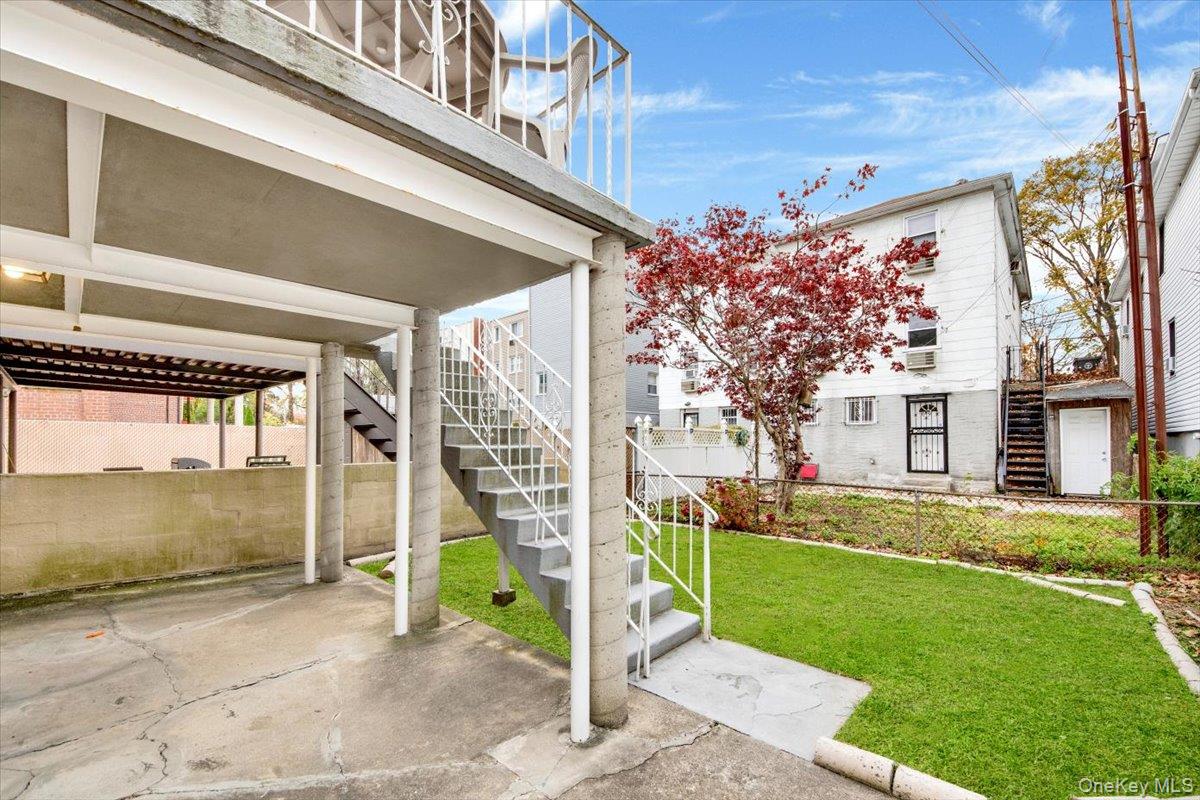 537A Ellsworth Avenue