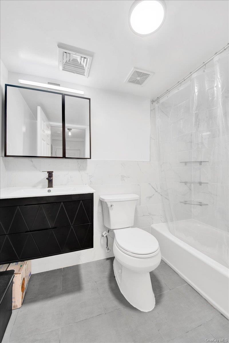 1 Patricia Lane Unit: 403