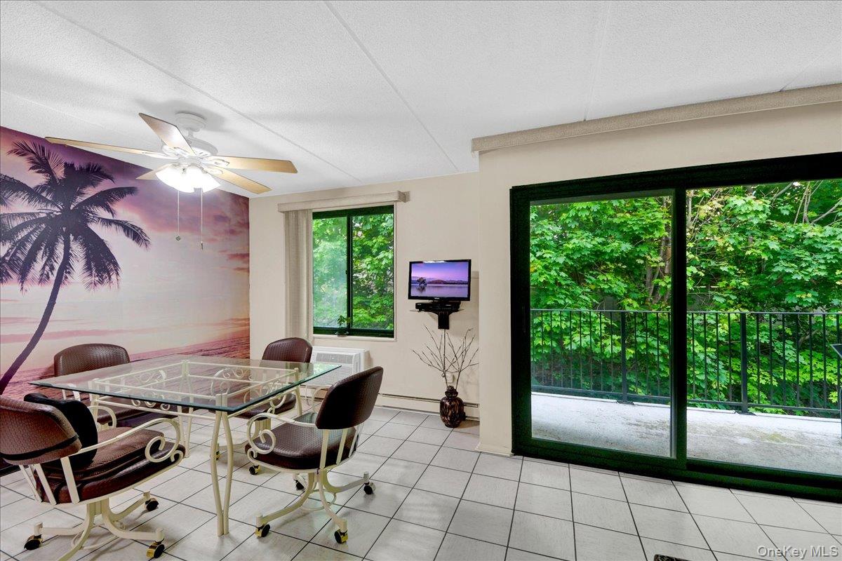 130 Colonial Parkway Unit: 4D