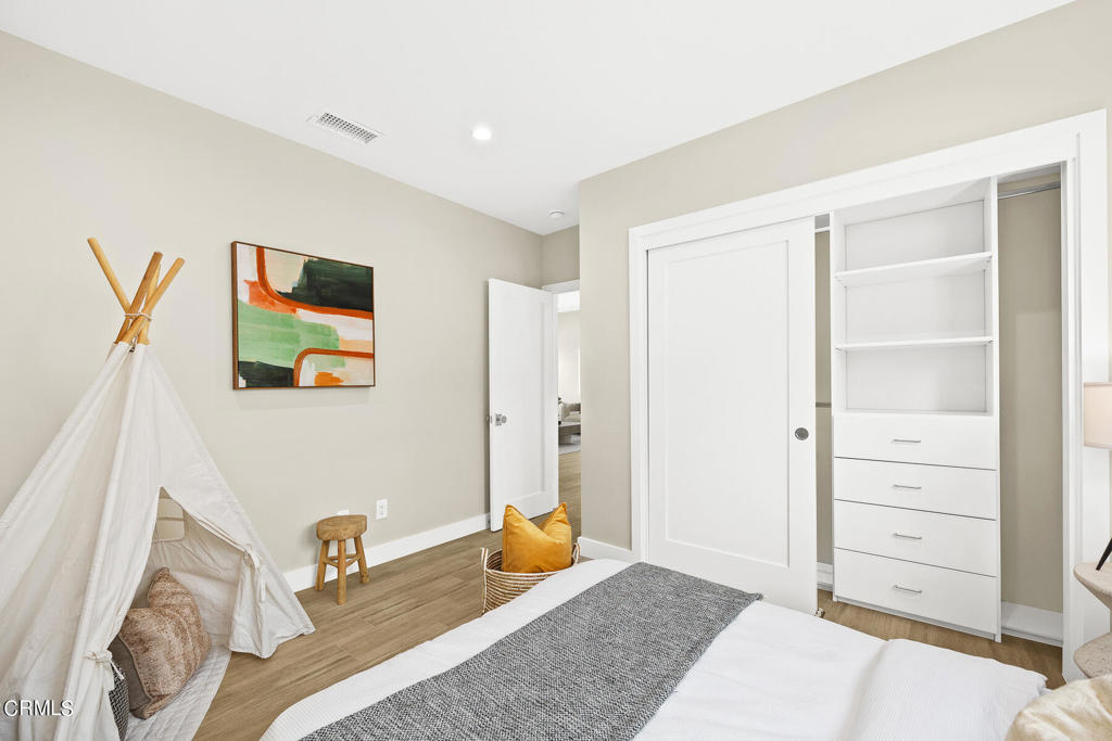 1523 1525 E Elizabeth Street