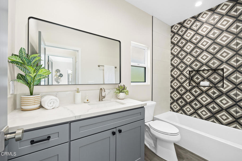 1523 1525 E Elizabeth Street