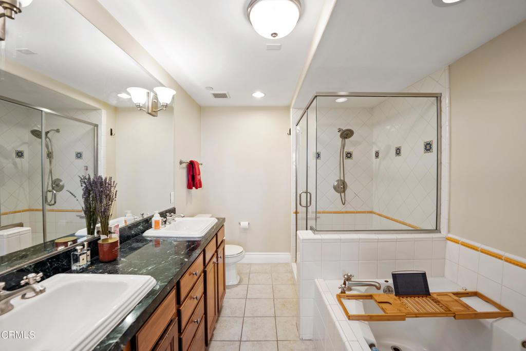 5753 White Oak Avenue 10