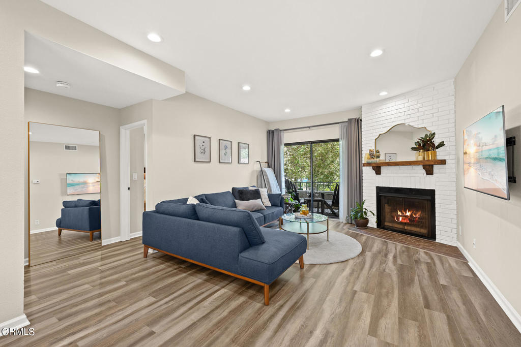 4141 Via Marisol 419