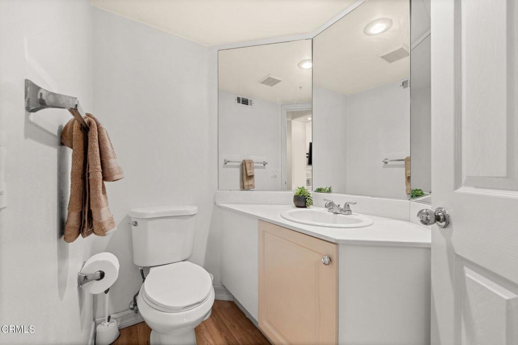 489 W Summerfield Circle