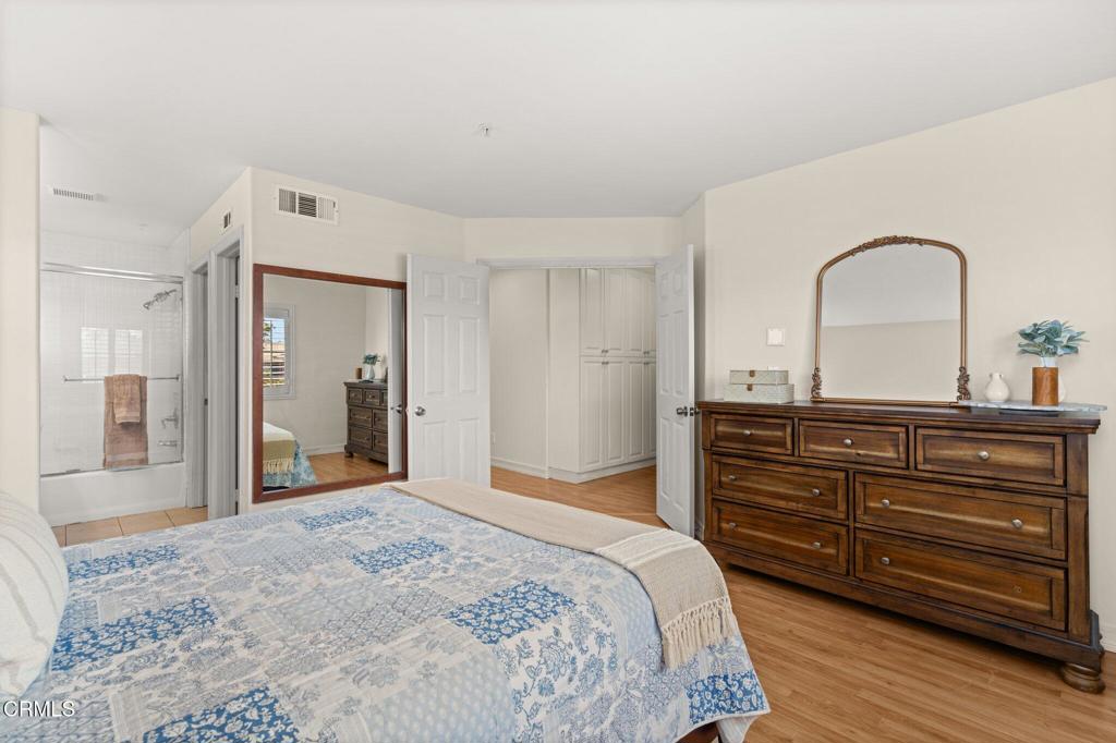 489 W Summerfield Circle