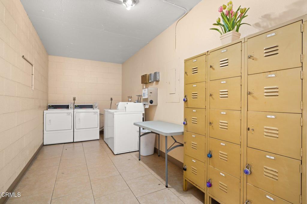 5300 E Atherton Street 2F