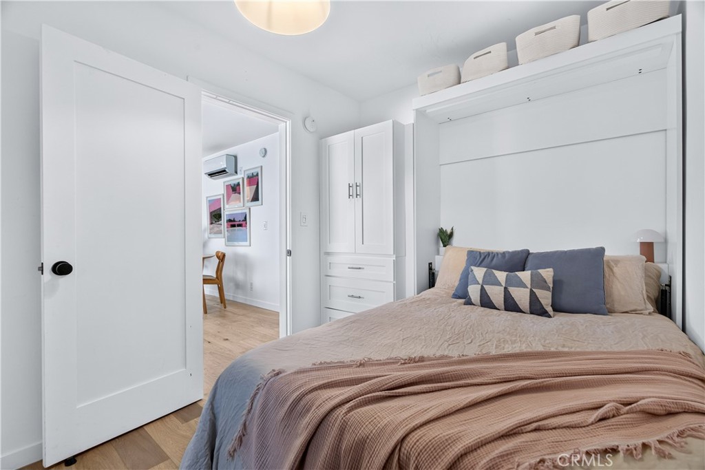 2135 Bellevue 12