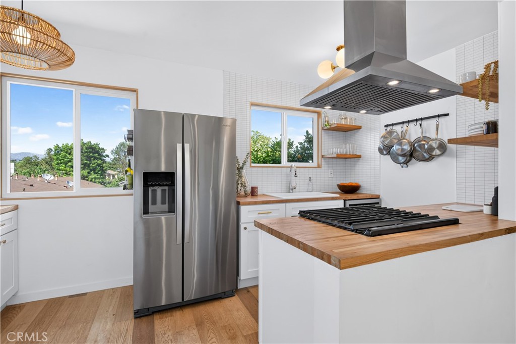 2135 Bellevue 12