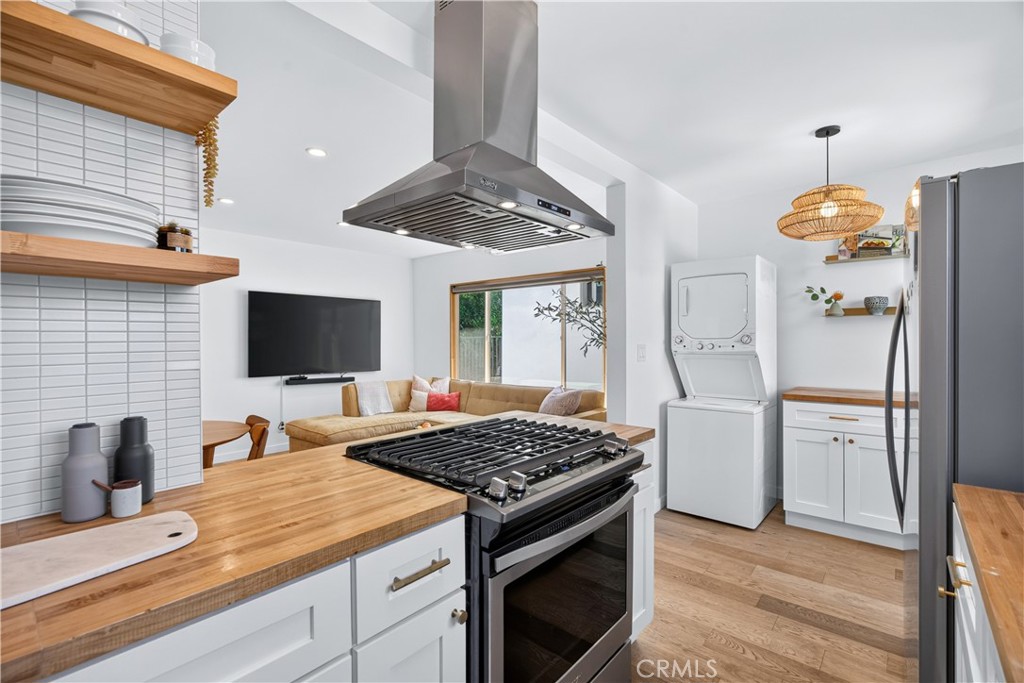 2135 Bellevue 12