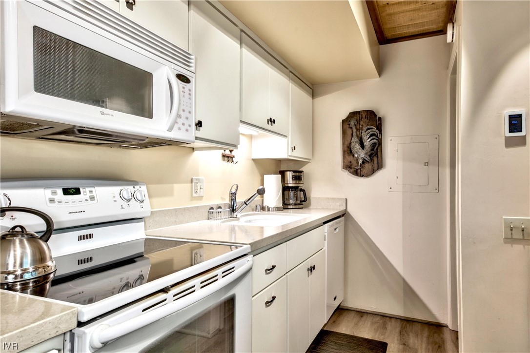 123 Juanita Drive 1-6