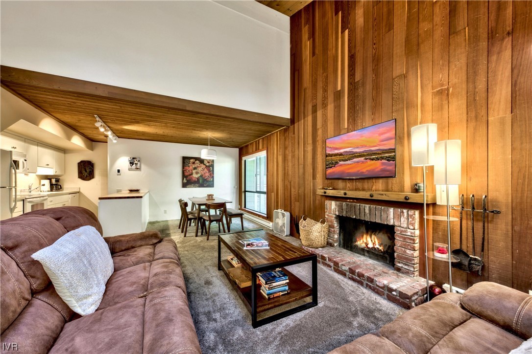123 Juanita Drive 1-6