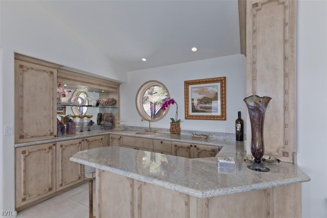 525 Fairview Boulevard