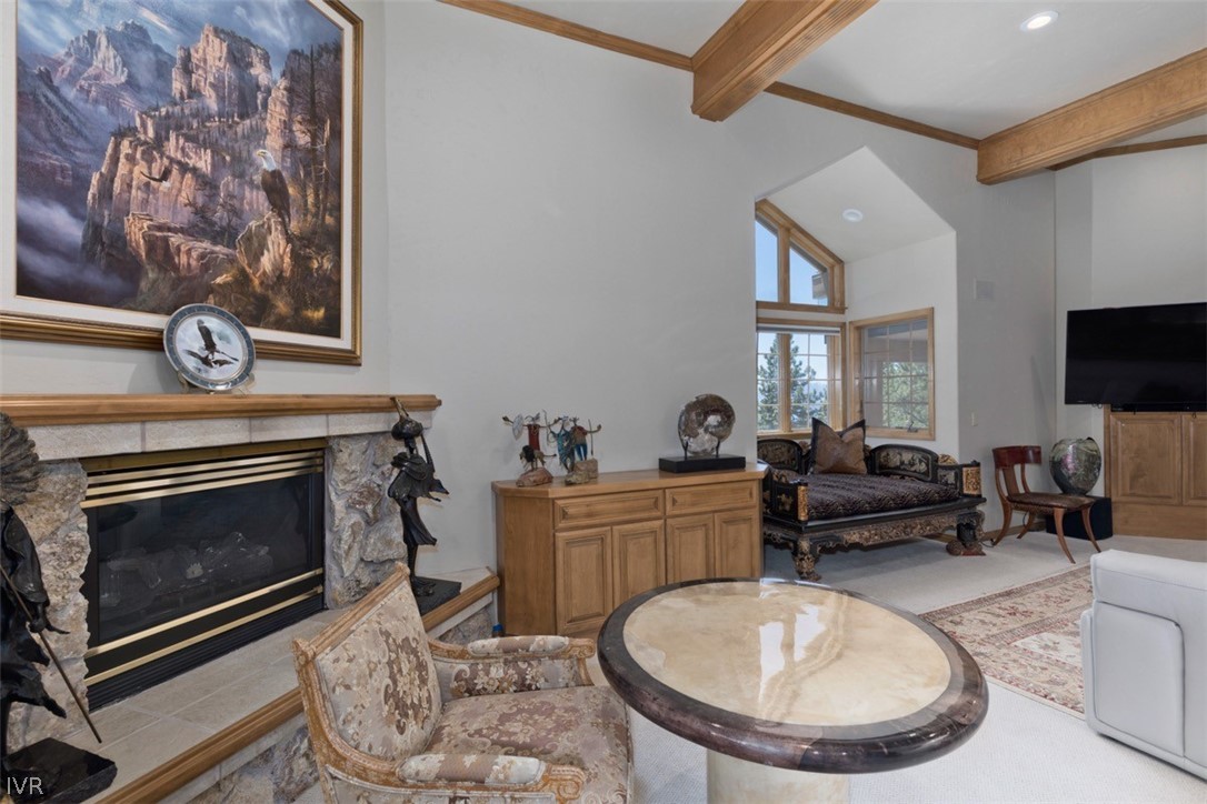 525 Fairview Boulevard
