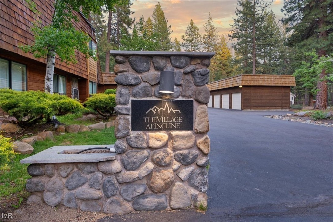 120 Country Club Drive 49